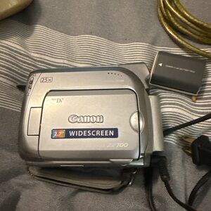 Canon Silver Digital Camcorder with 25x Optical Zoom